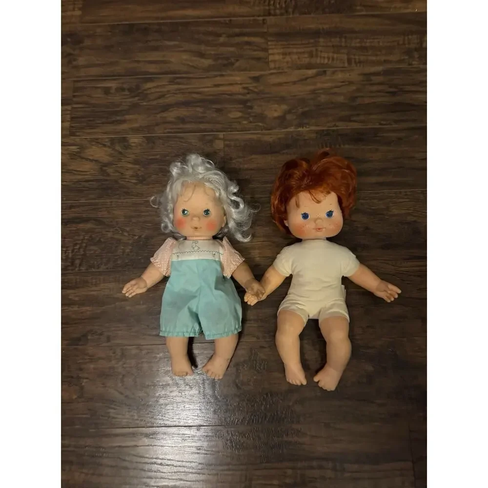 Vintage 1982 Kenner Strawberry Shortcake & Apricot Dolls /Blow A Kiss /Hong Kong